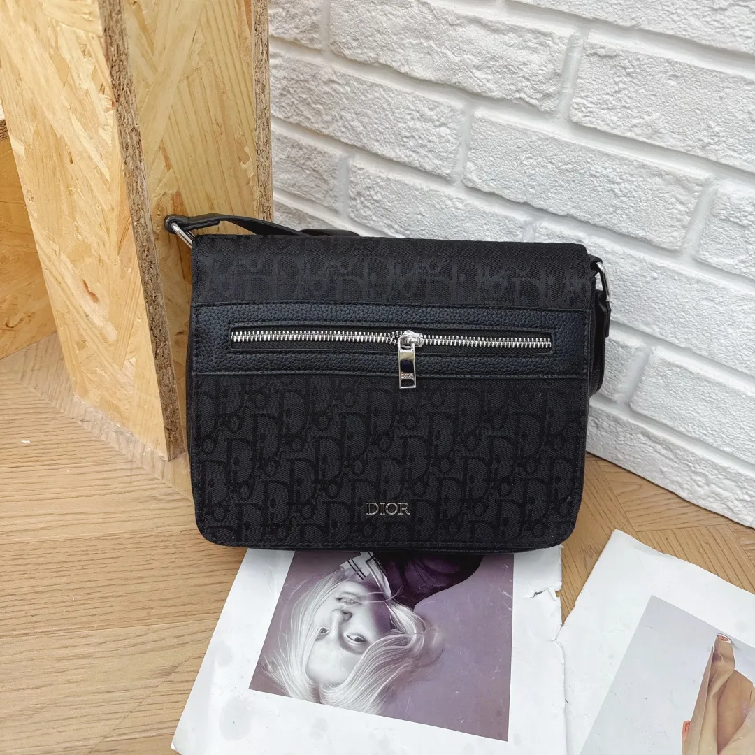 Dior Zip Messenger Bag in Blue & Black & Green · view 4