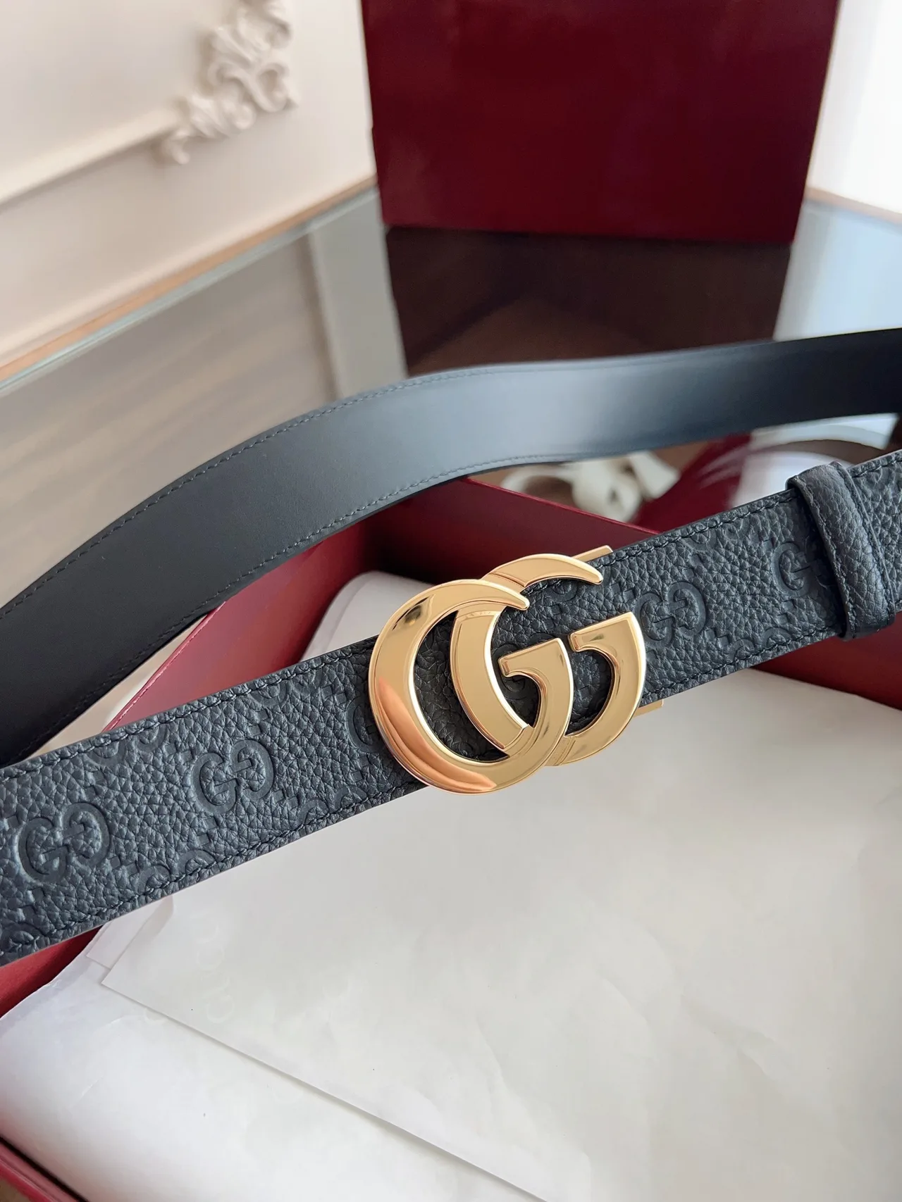 Gucci Cowhide Belt in Black · view 4