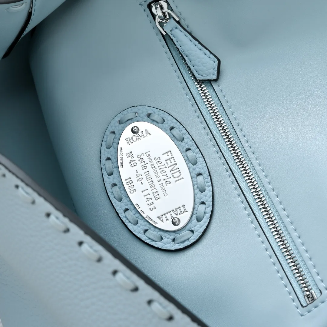 Fendi Baguette Smooth Bag in Blue · view 8