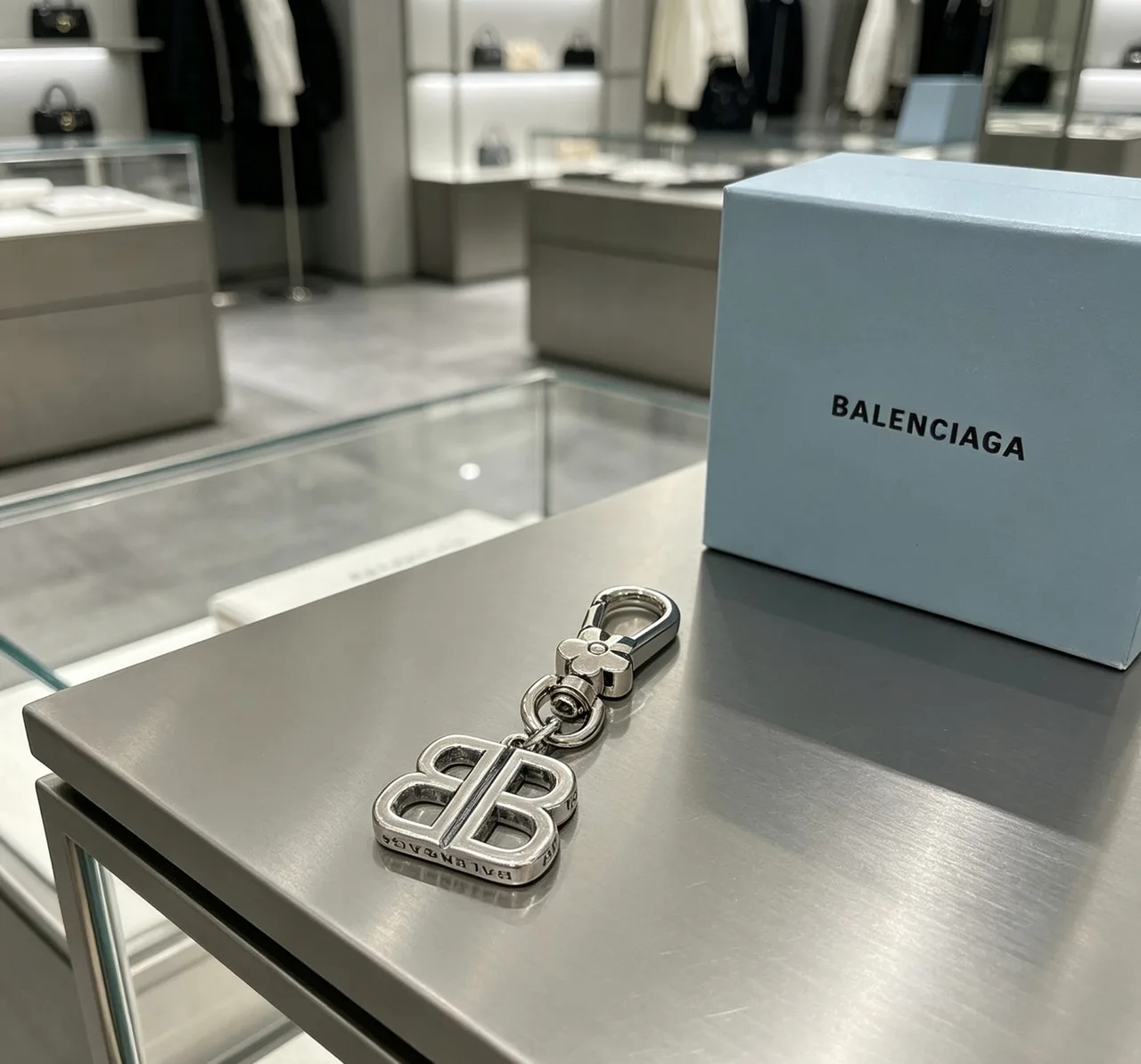 Balenciaga Glossy BB Chain Key Ring in Silver · view 6