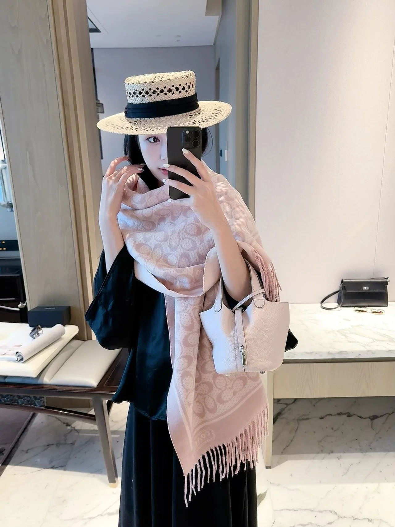 Coach C monogram fringed scarf in Pink & Black · view 3
