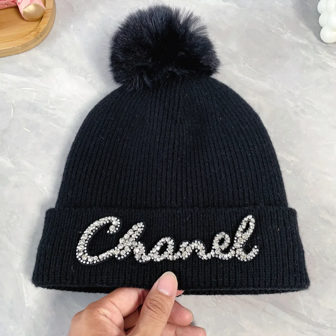 Chanel Wool Ribbed Embroidered Hat and Scarf Set in Black · view 7