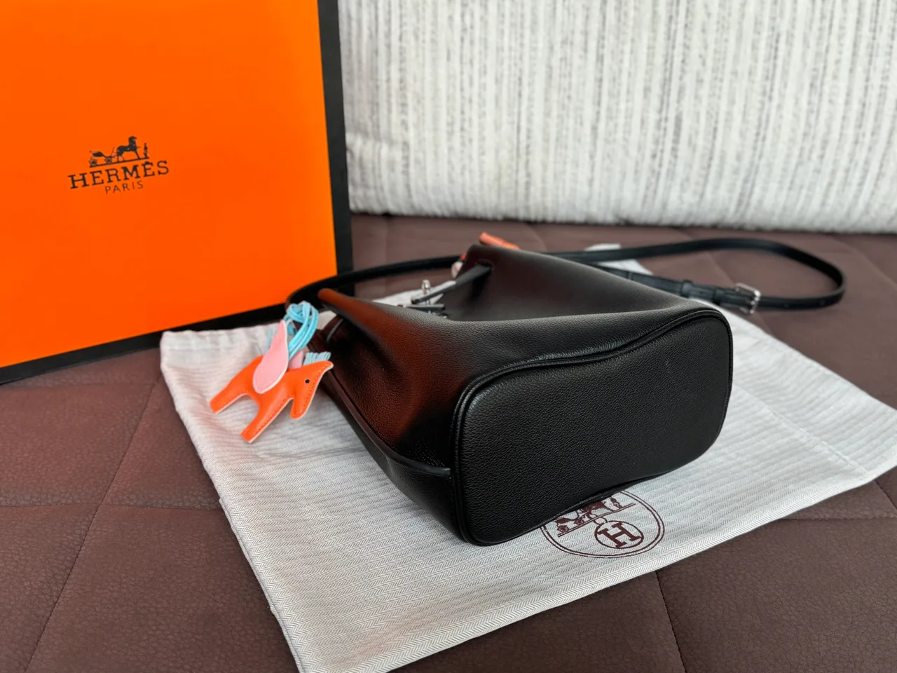 Hermes Glossy Phone Pouch in Black · view 6