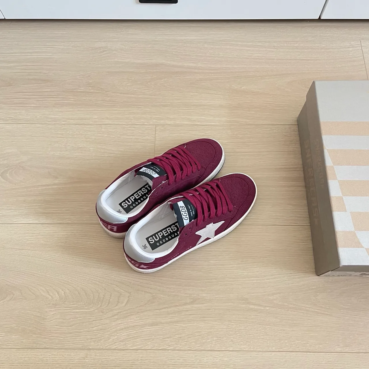 Golden Goose Sneakers in Burgundy · view 7
