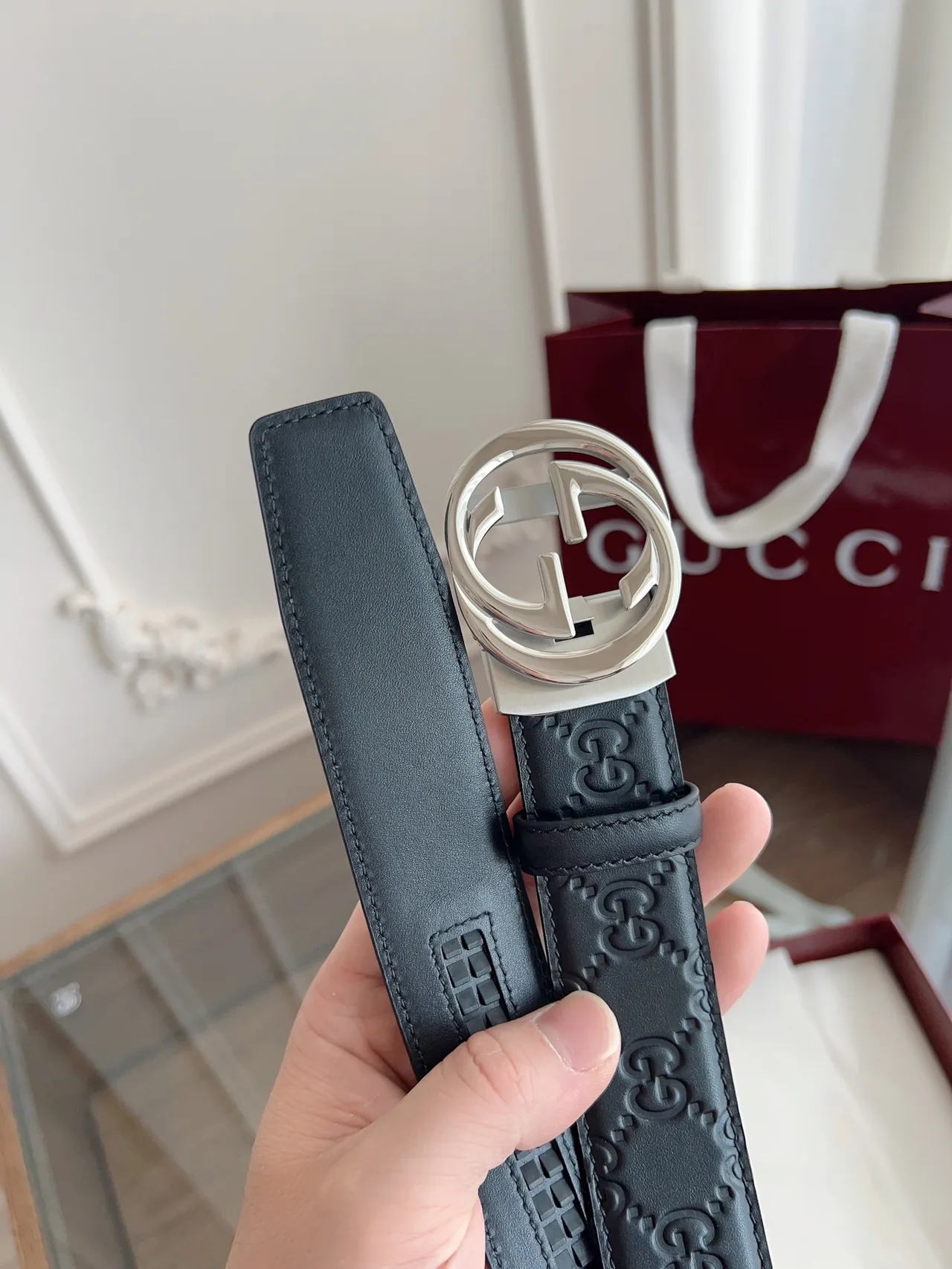 Gucci Cowhide Belt in Black · view 8