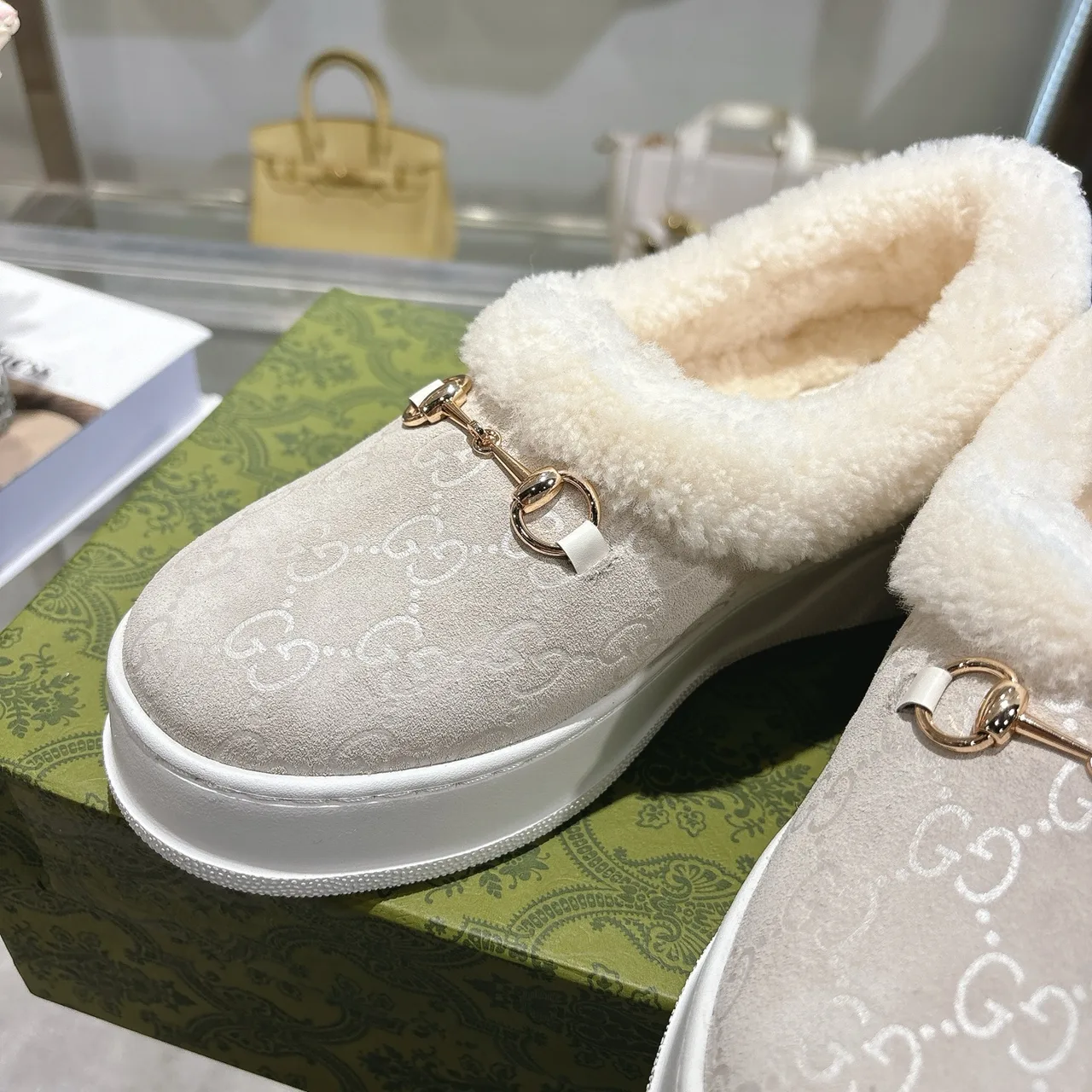 Gucci Cowhide Sheepskin Buckle Slippers in Grey · view 5