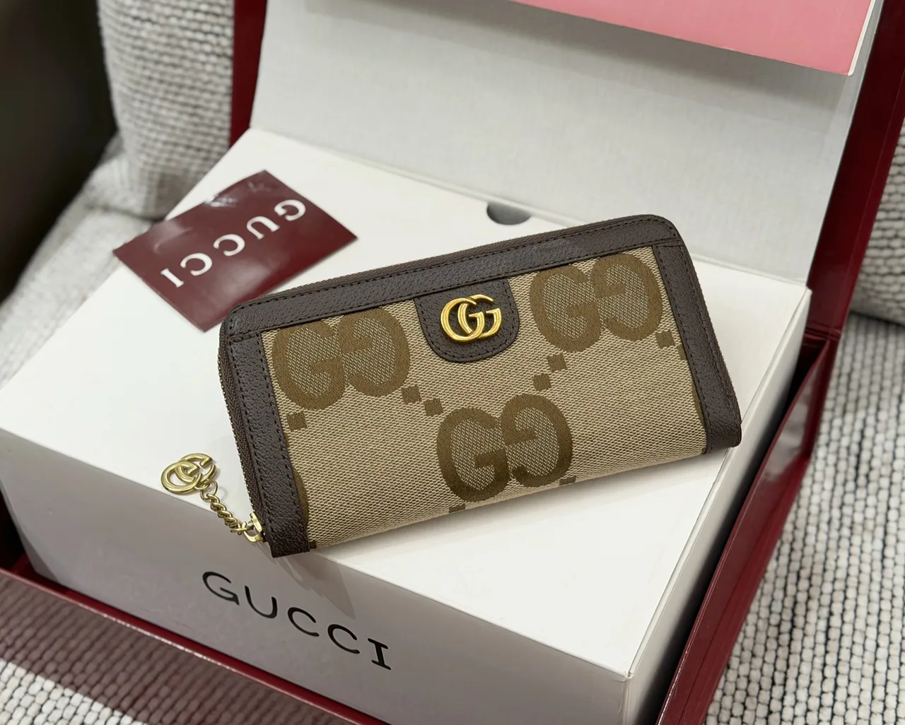Gucci Zip-Around Wallet in Grey & Beige & Brown & Black · view 4