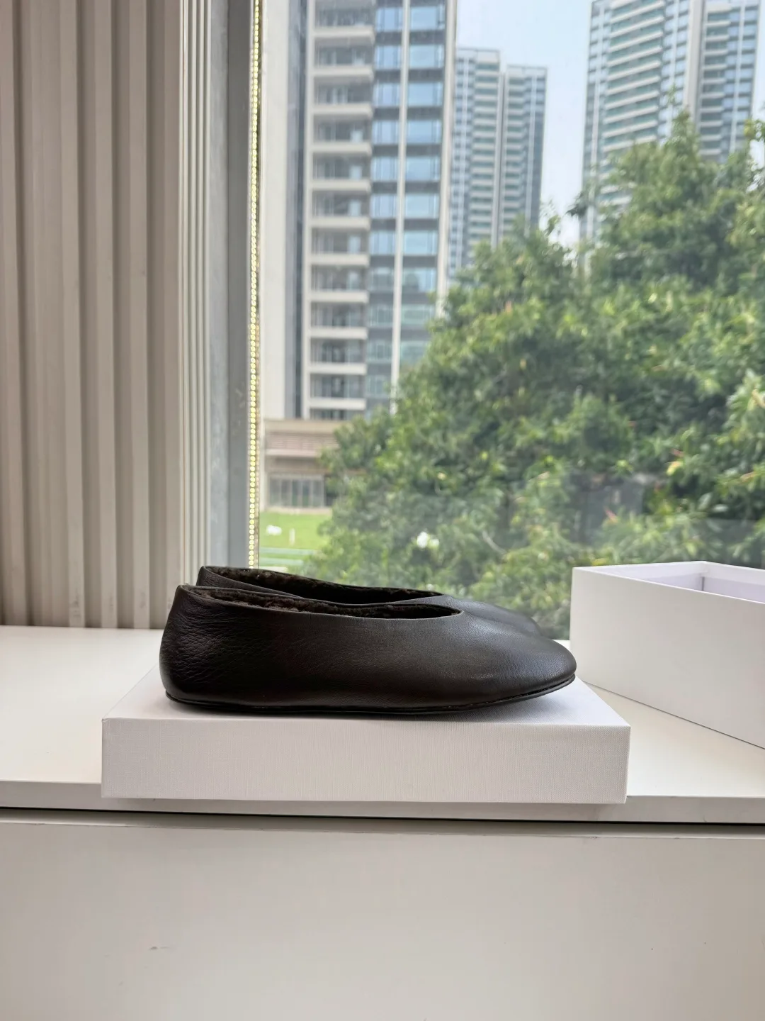 The Row Cowhide Smooth Square-Toe Slip-On Flats in Black · view 5