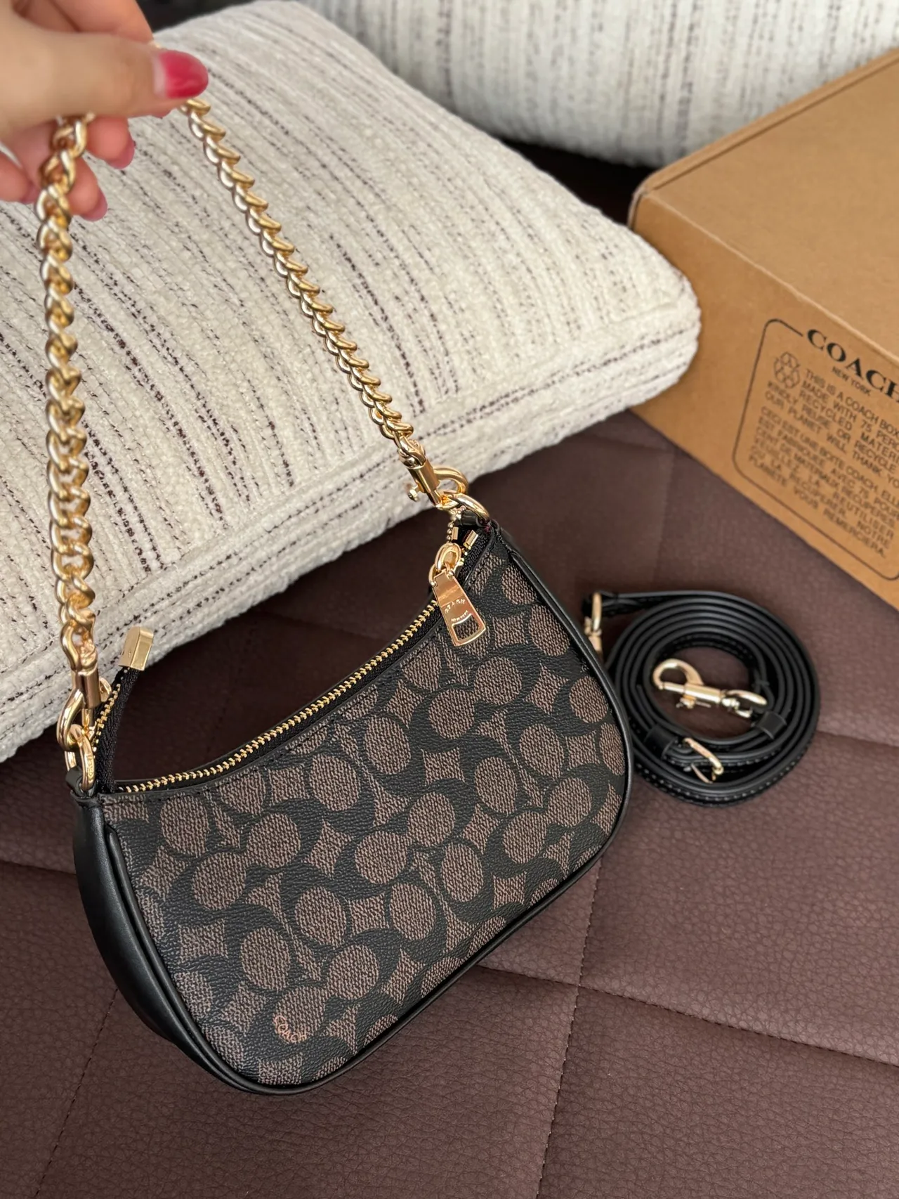 Coach Hobo Bag in Black · view 3