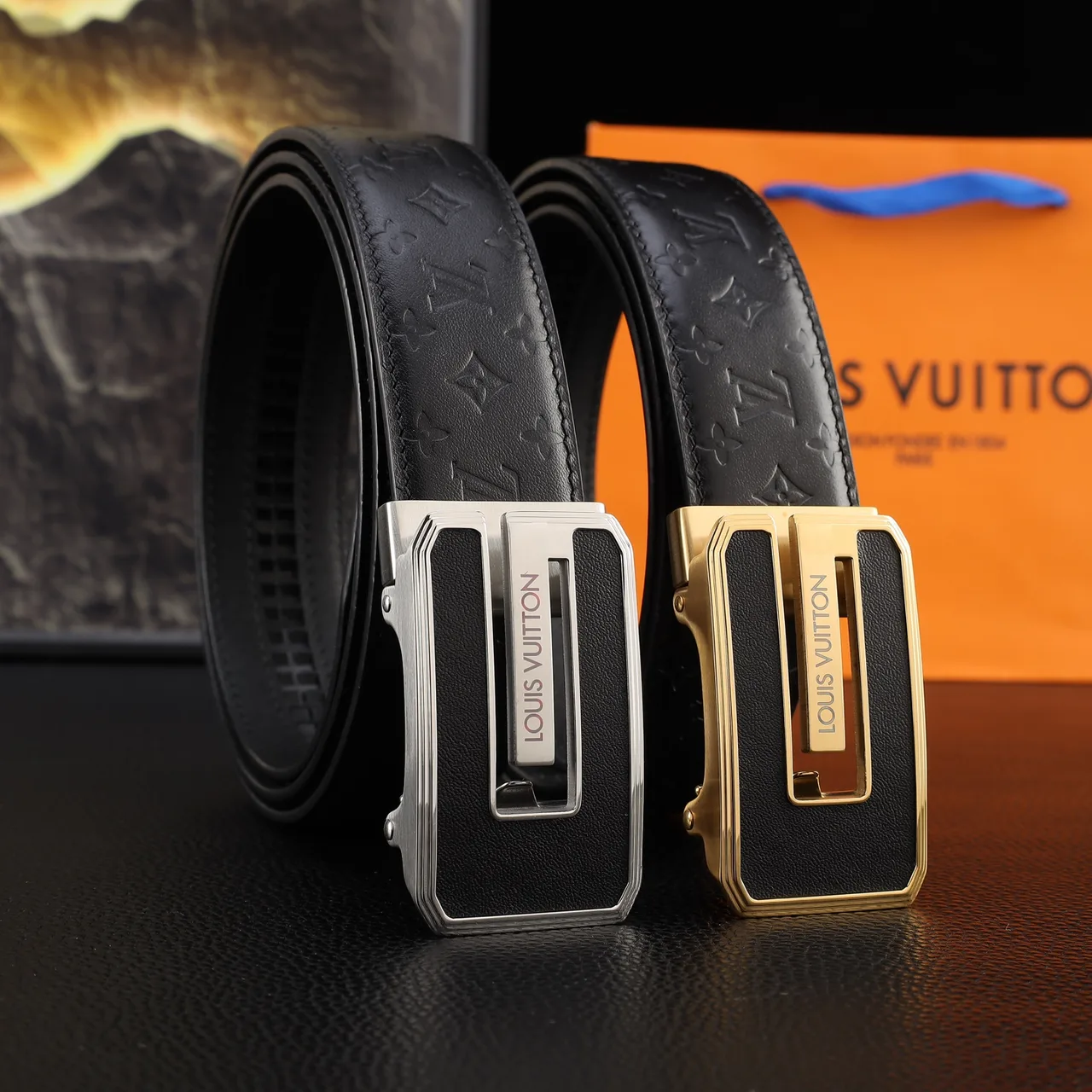 Louis Vuitton Rectangular Buckle Belt in Black · view 8