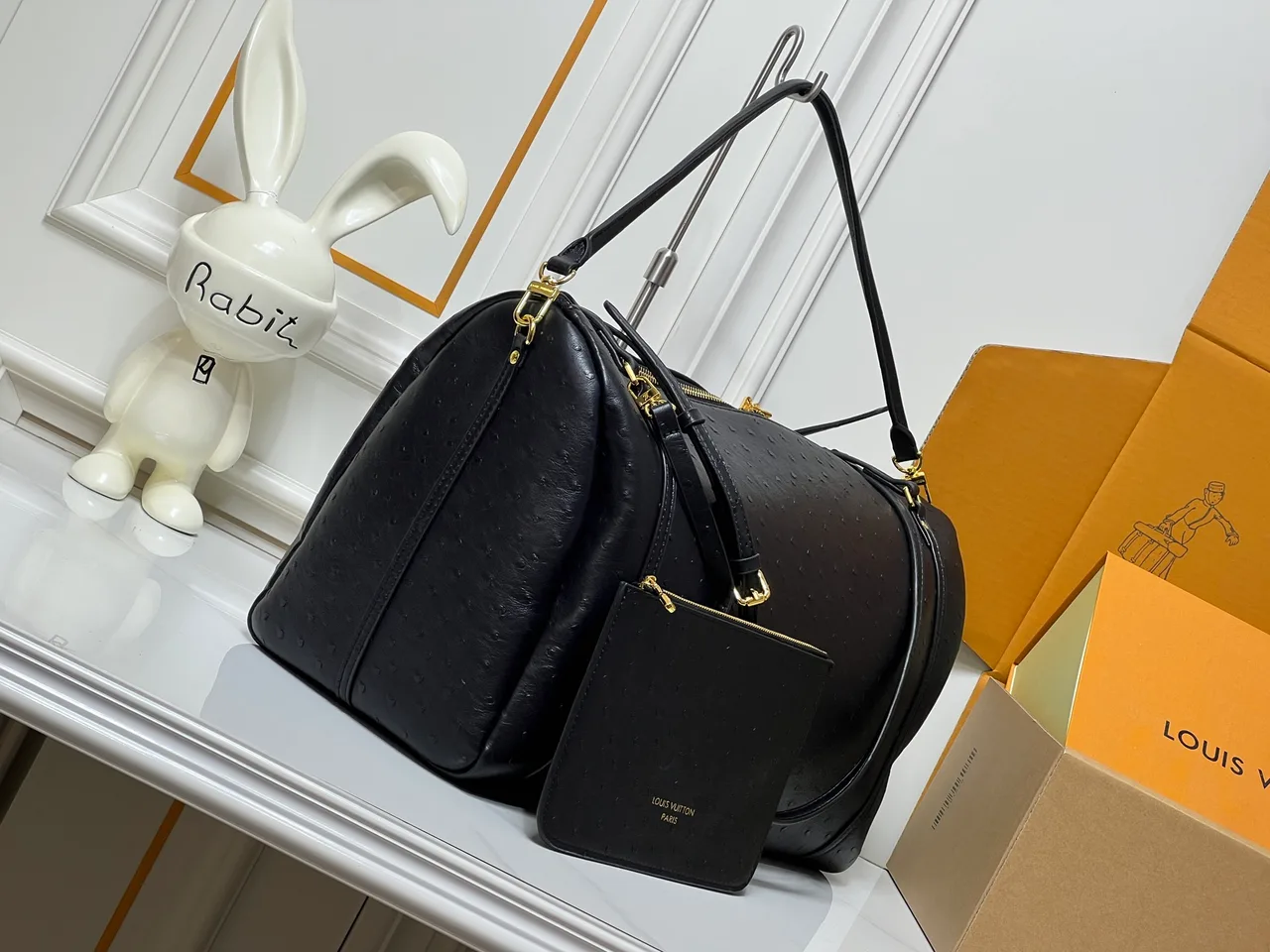 Louis Vuitton Cowhide Canvas Express Travel bag with pictured pouch in Black · view 2