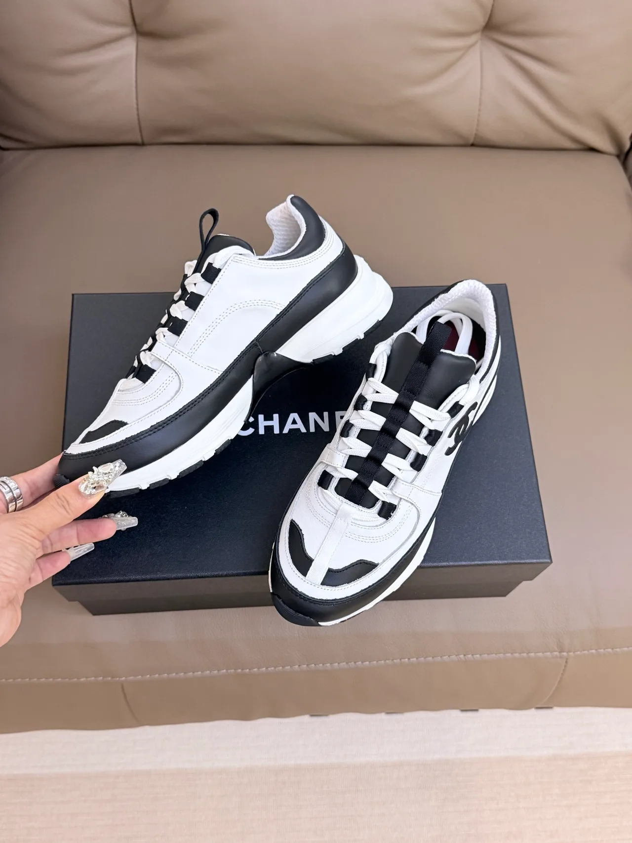 Chanel Cowhide Sheepskin Sneakers in White · view 5
