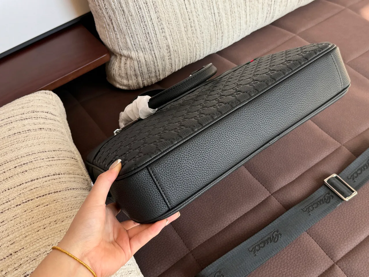 Gucci Cowhide Quilted Crossbody Bag in Black · view 6