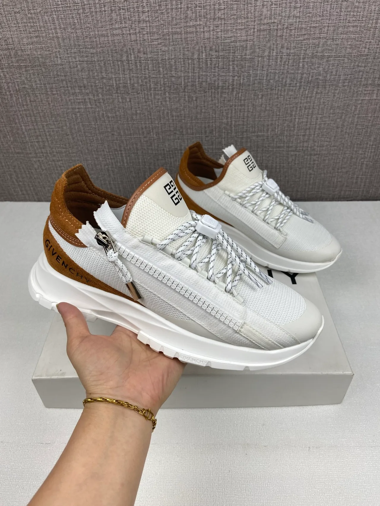 Givenchy Sneakers in White · view 1